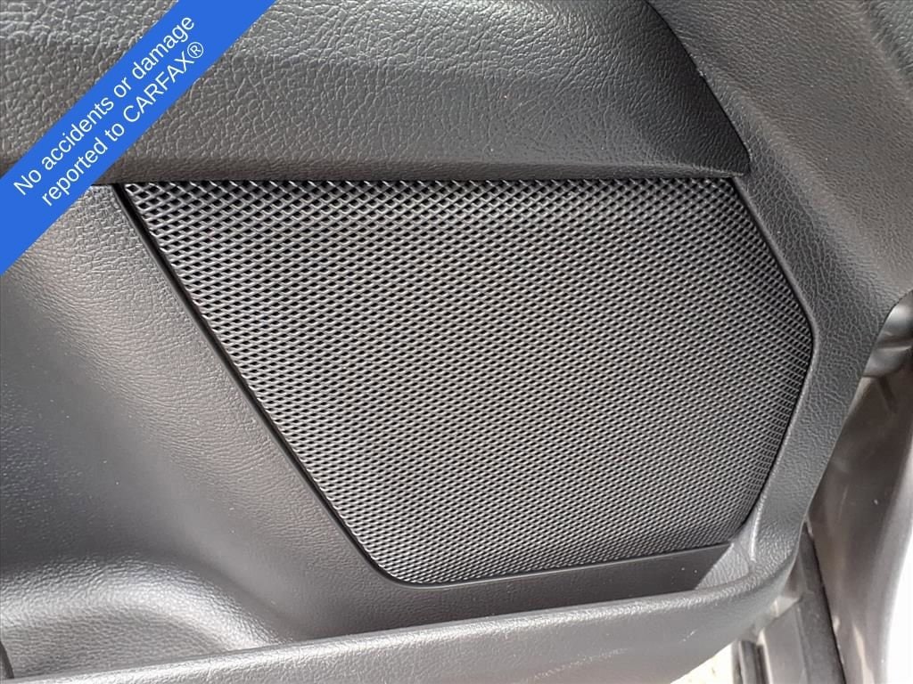 Thumbnail: 2013 Ford Fusion - 16