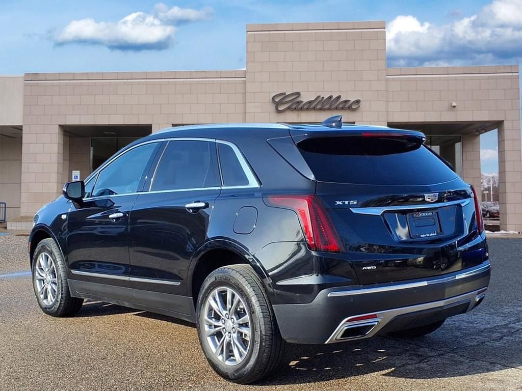 Thumbnail: 2023 Cadillac XT5 - 6