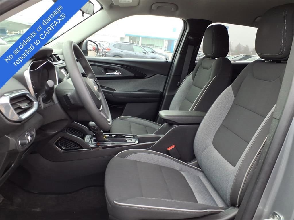 Thumbnail: 2023 Chevrolet TrailBlazer - 18