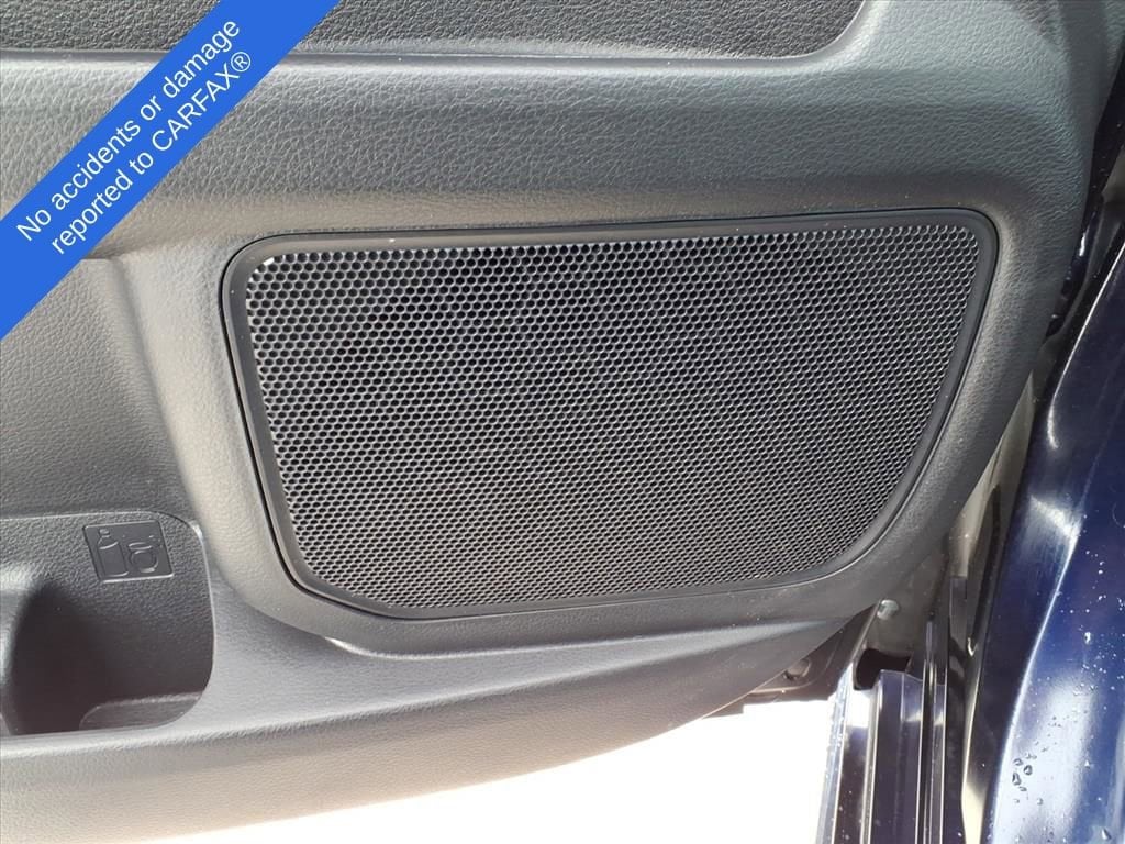 Thumbnail: 2025 Toyota Sienna - 17