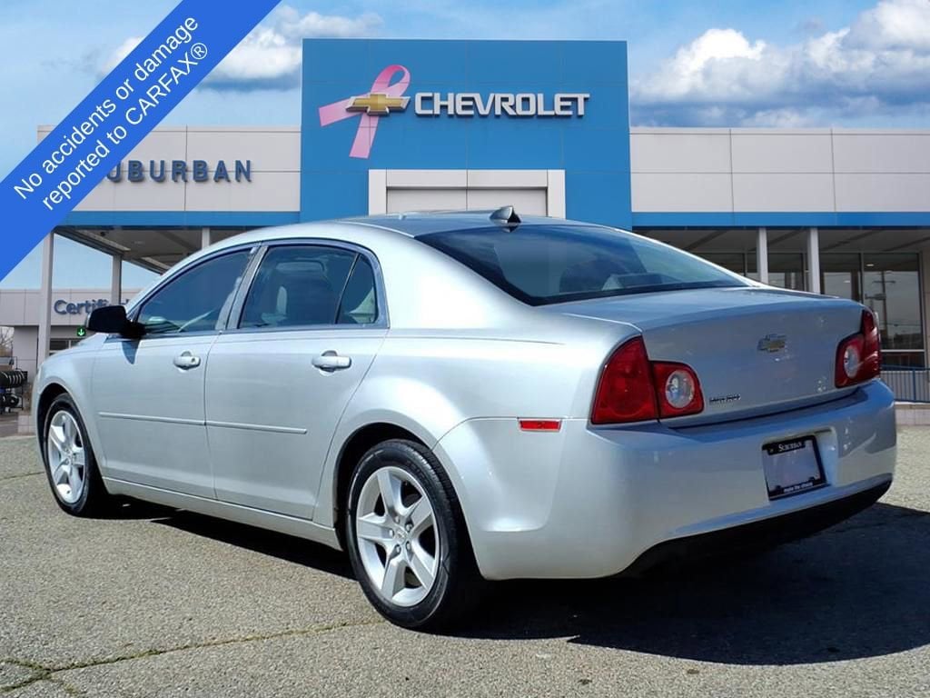 Thumbnail: 2012 Chevrolet Malibu - 7