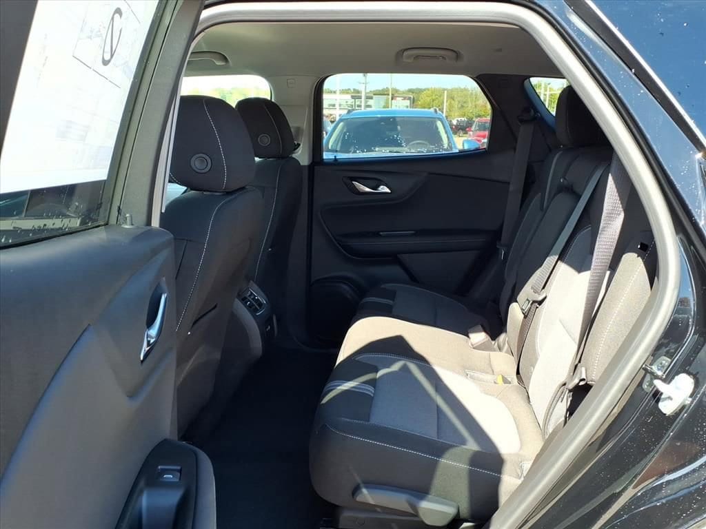 Thumbnail: 2025 Chevrolet Blazer - 9