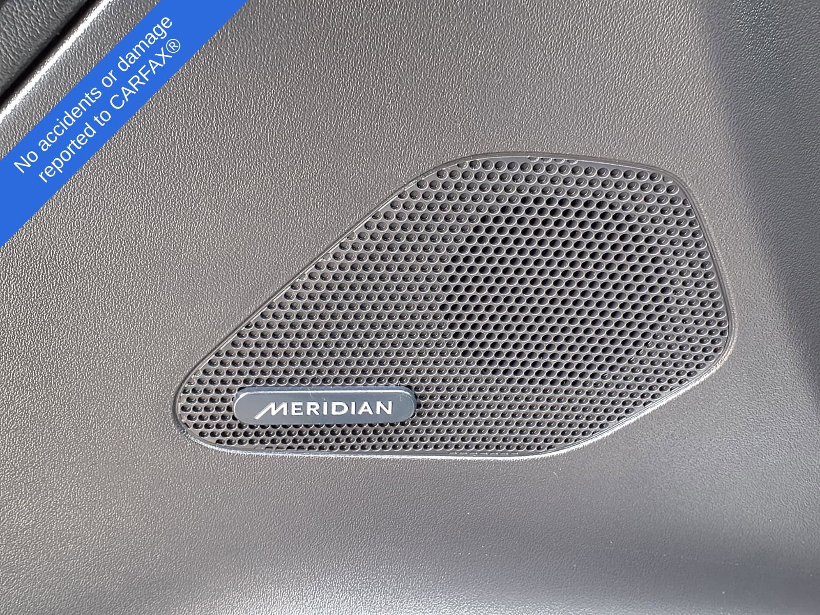 Thumbnail: 2019 Jaguar F-Pace - 19