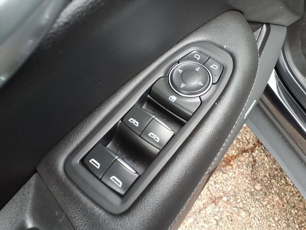 Thumbnail: 2022 Cadillac XT5 - 14