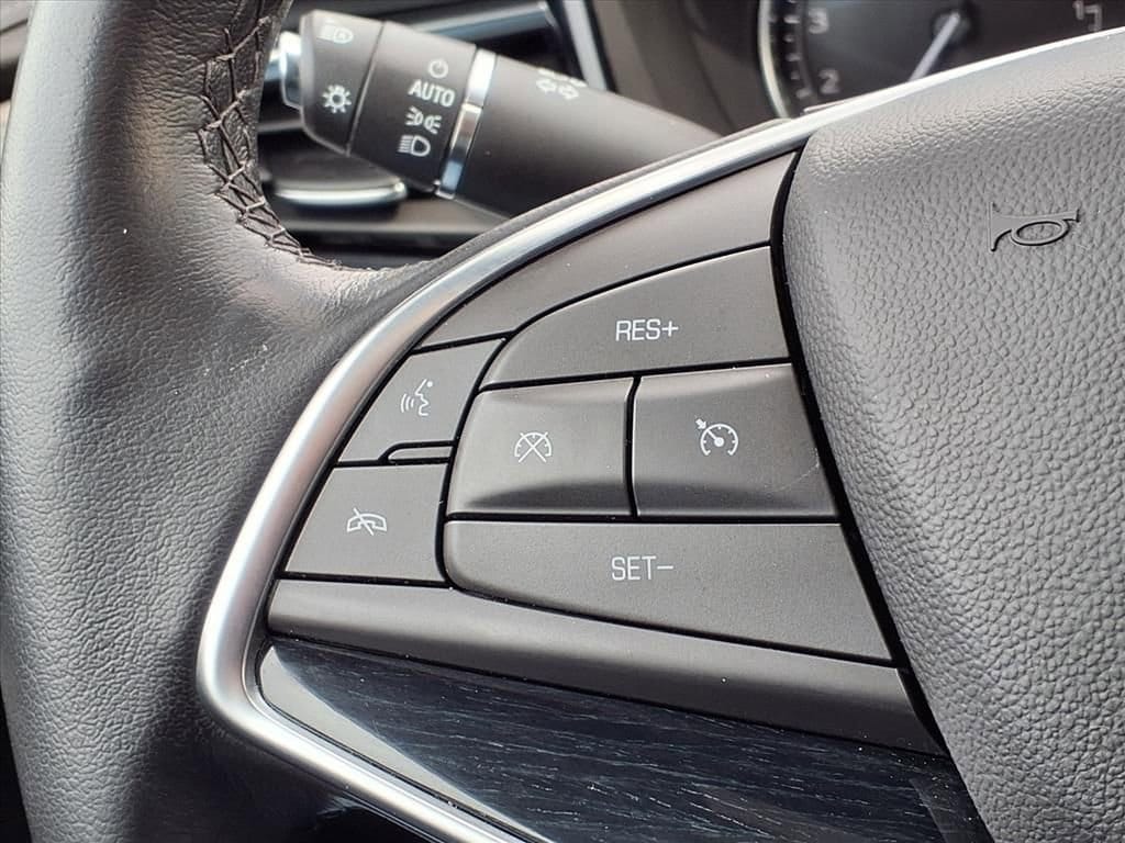 Thumbnail: 2024 Cadillac XT5 - 28