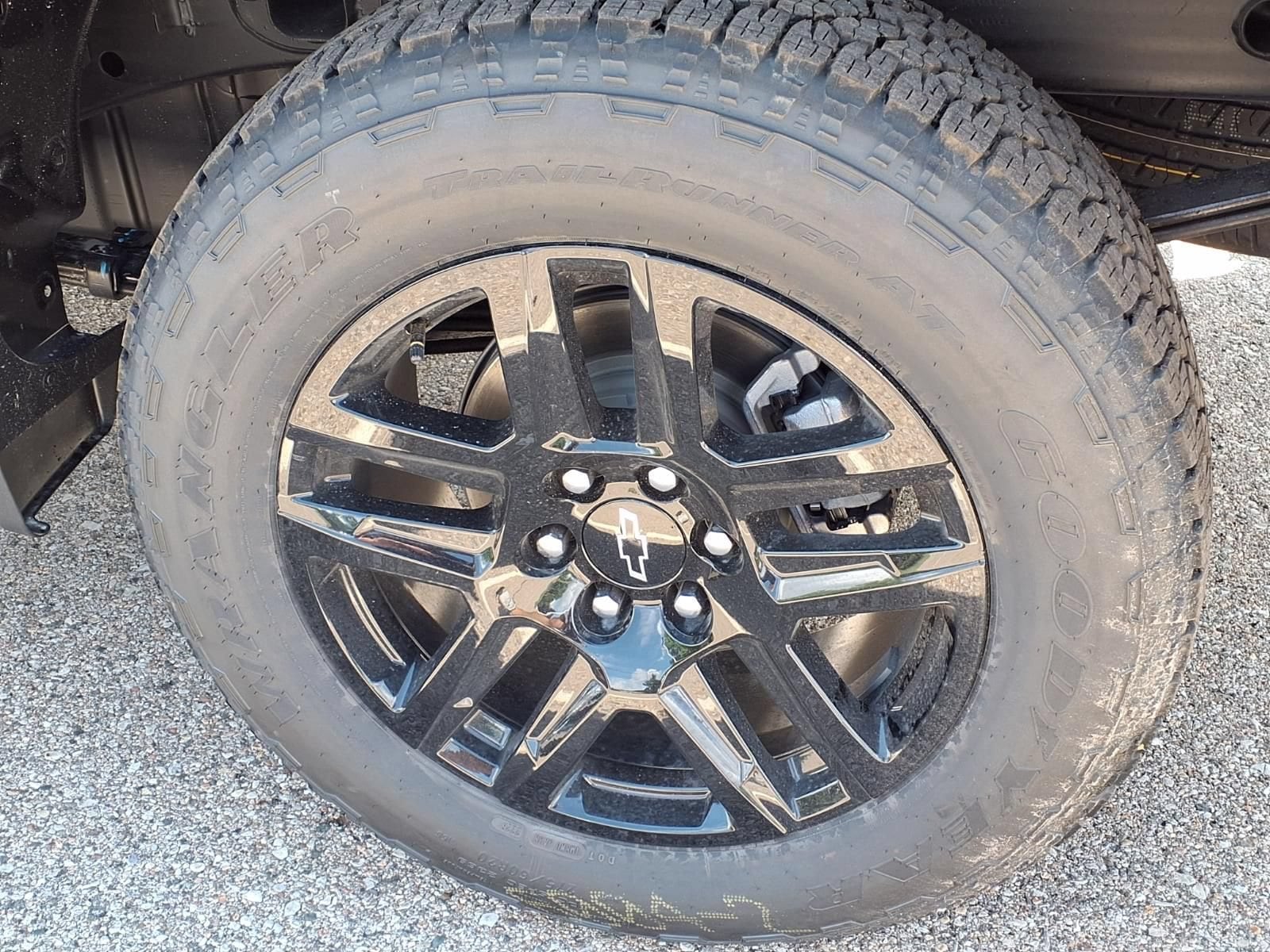 Thumbnail: 2026 Chevrolet Silverado 1500 - 7