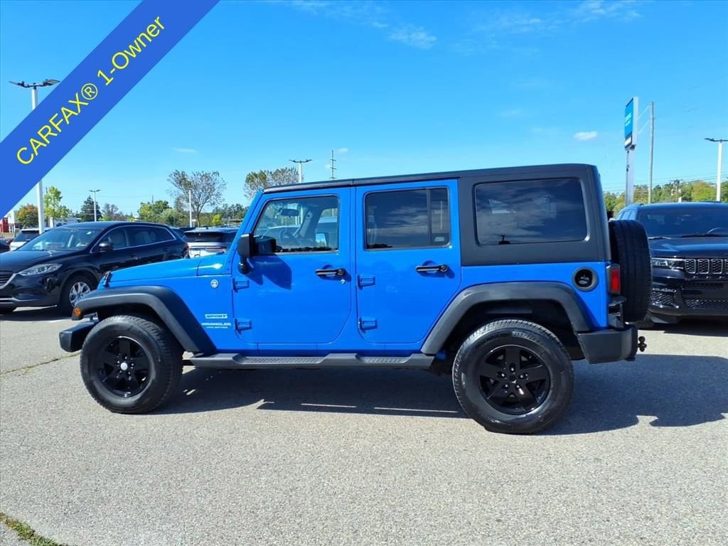 Thumbnail: 2012 Jeep Wrangler - 8