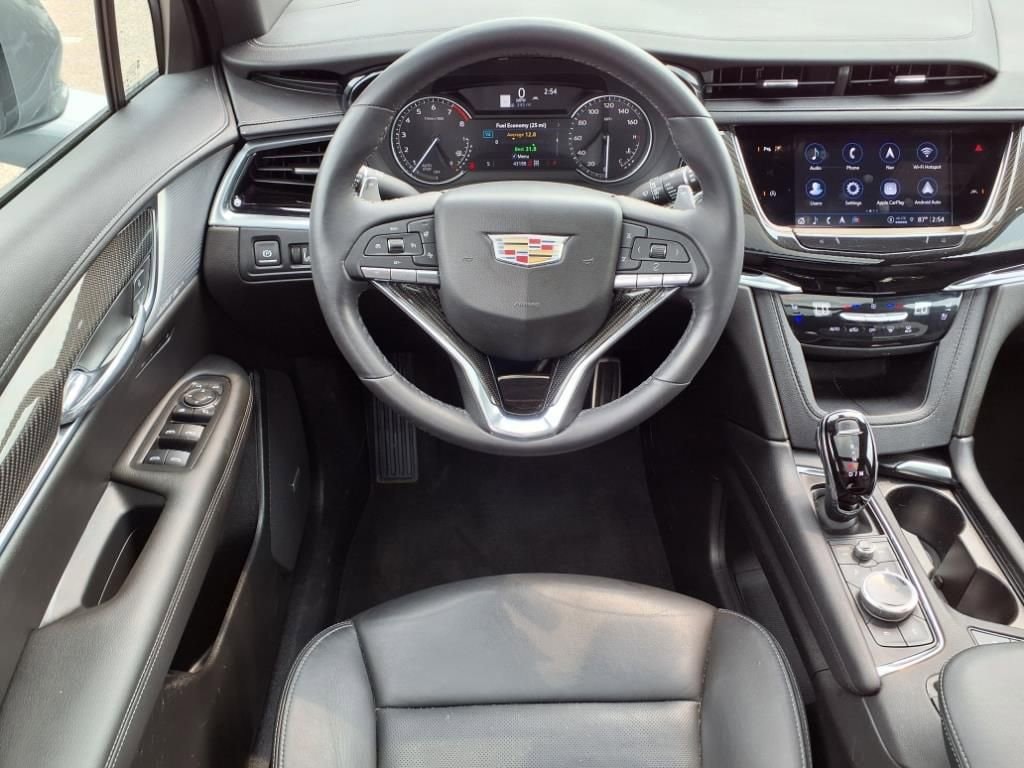Thumbnail: 2023 Cadillac XT6 - 12