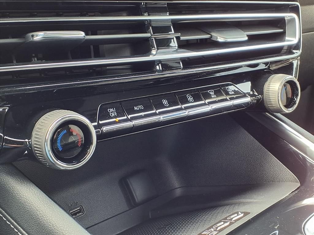 Thumbnail: 2026 Chevrolet Traverse - 20