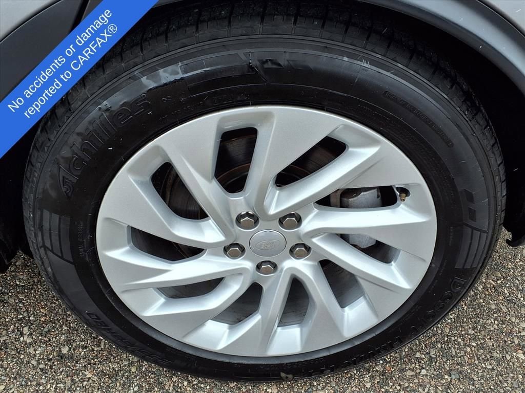 Thumbnail: 2024 Land Rover Discovery - 10