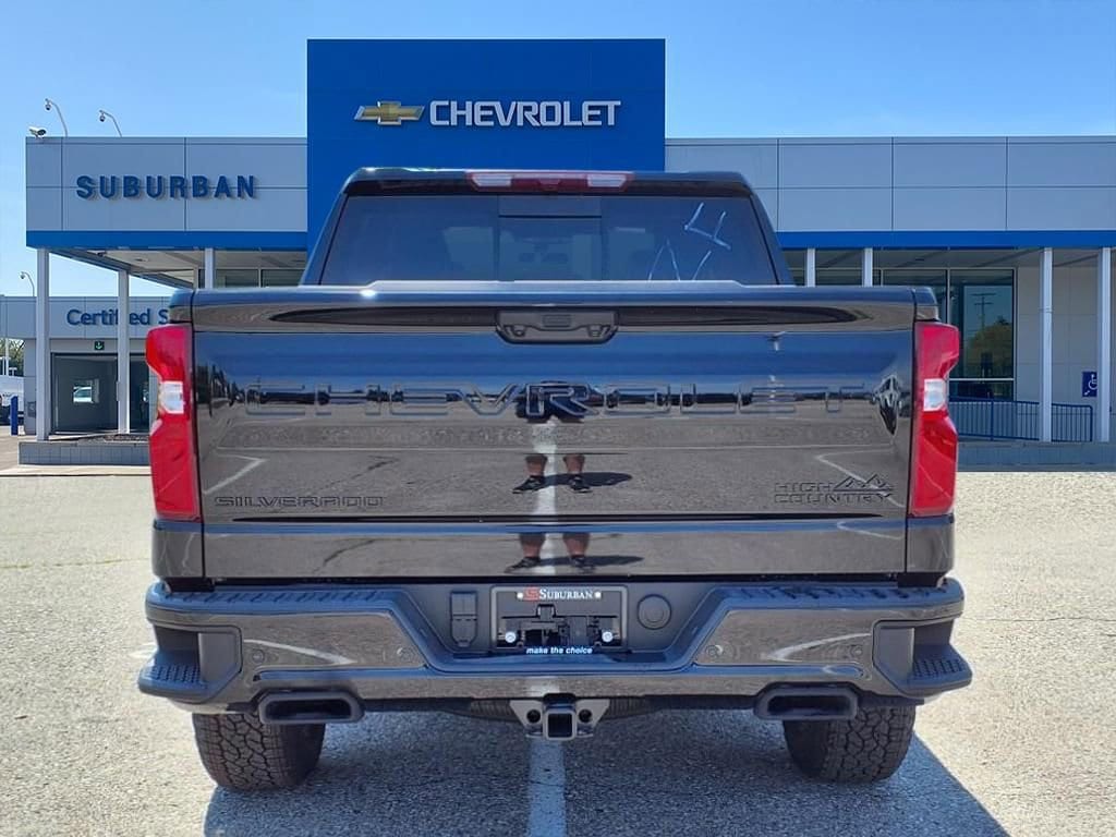 Thumbnail: 2026 Chevrolet Silverado 1500 - 5