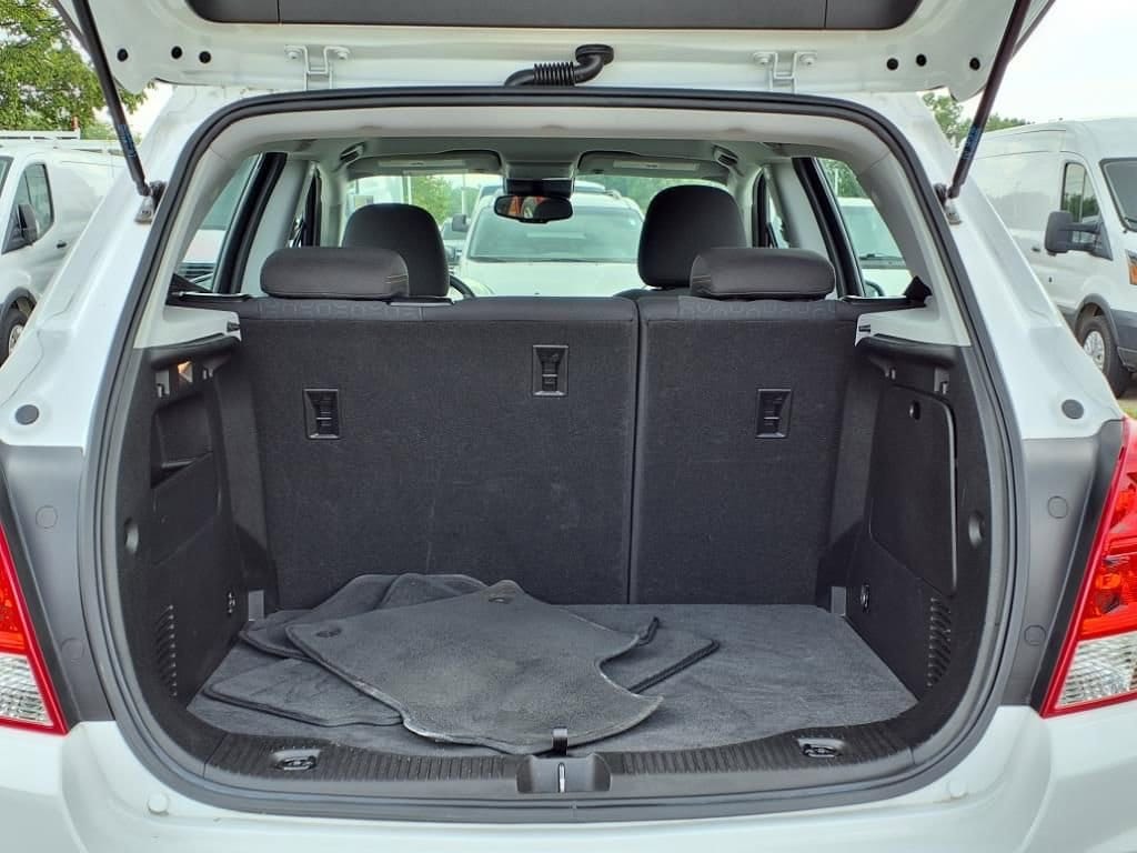 Thumbnail: 2019 Chevrolet Trax - 10