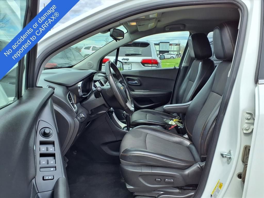 Thumbnail: 2019 Chevrolet Trax - 18