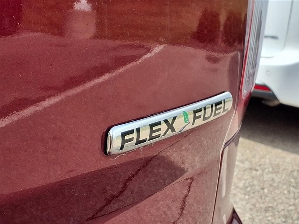 Thumbnail: 2014 Ford Explorer - 10