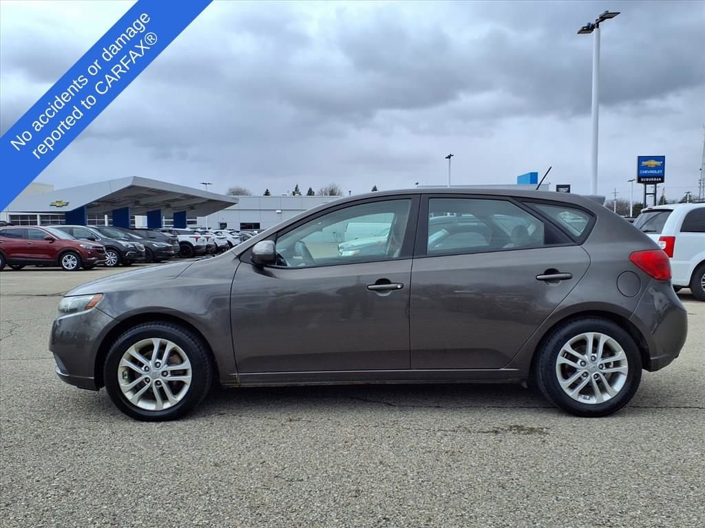 Thumbnail: 2011 Kia Forte - 9