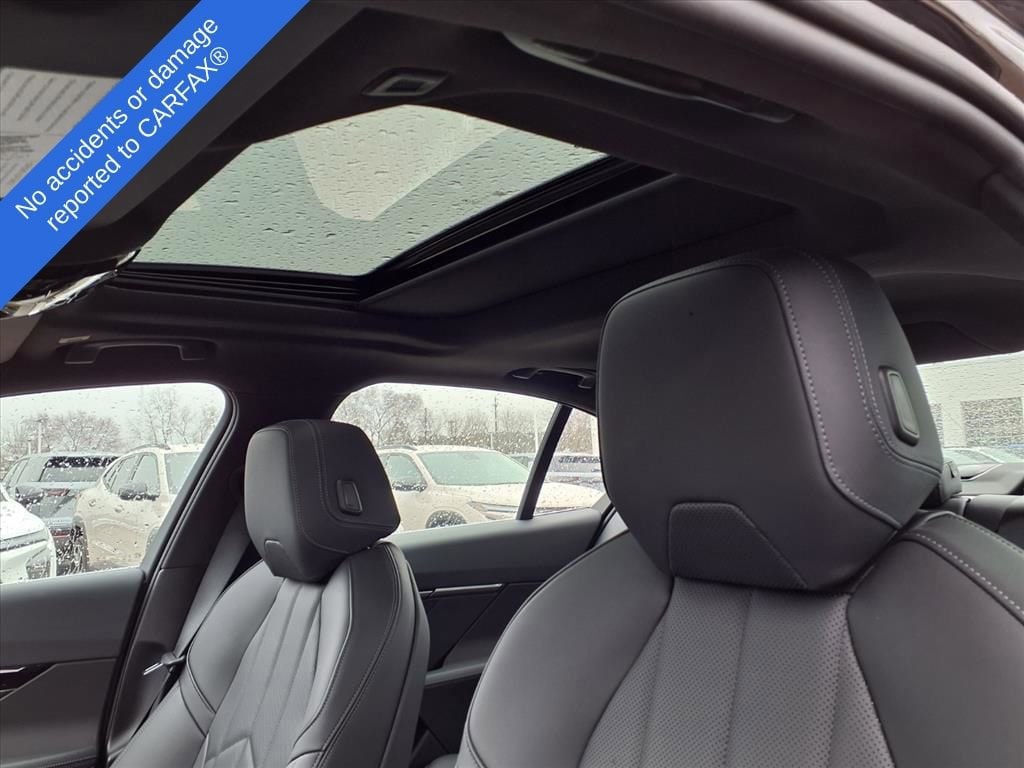 Thumbnail: 2025 BMW 5 Series - 19