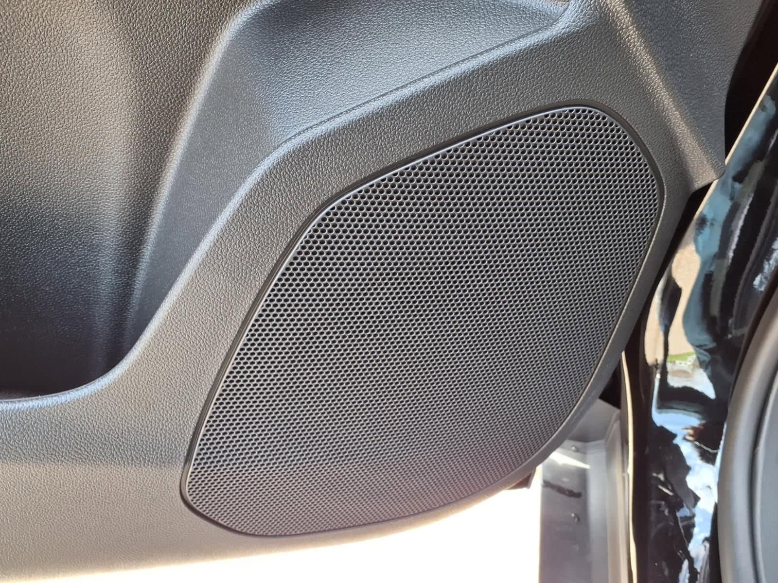 Thumbnail: 2026 Chevrolet Trax - 15