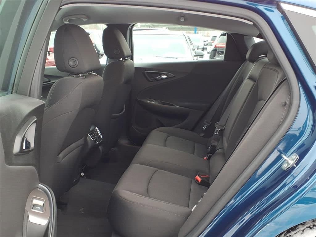 Thumbnail: 2019 Chevrolet Malibu - 9