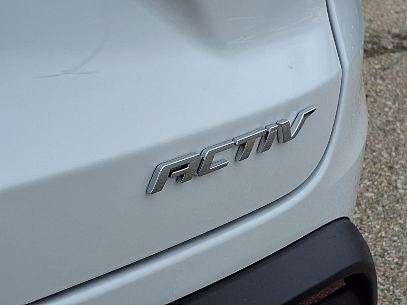 Thumbnail: 2026 Chevrolet Trax - 8