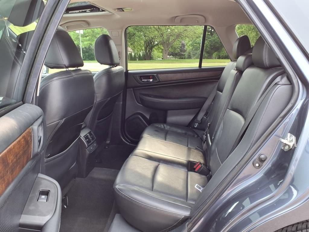 Thumbnail: 2015 Subaru Outback - 11