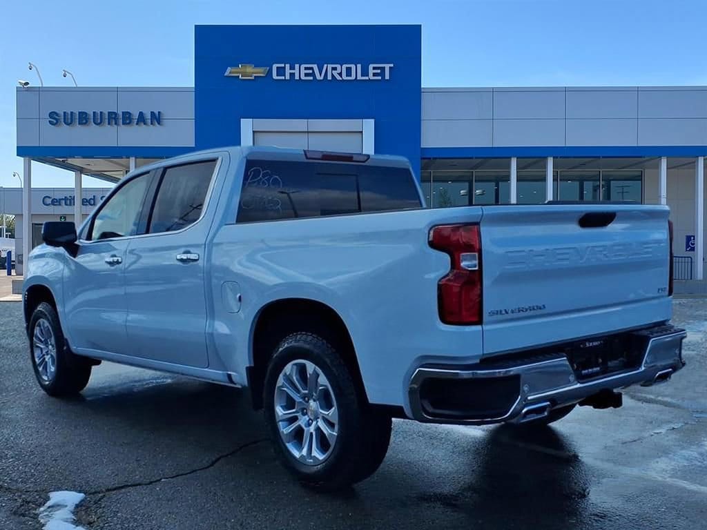 Thumbnail: 2026 Chevrolet Silverado 1500 - 6