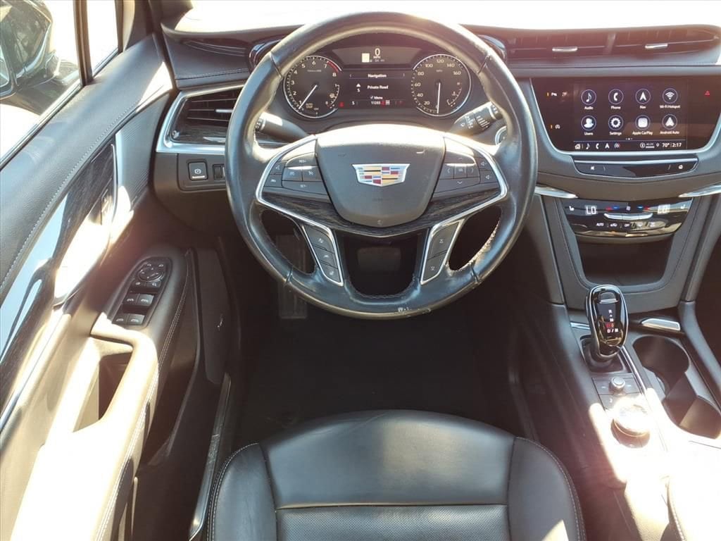 Thumbnail: 2023 Cadillac XT5 - 13