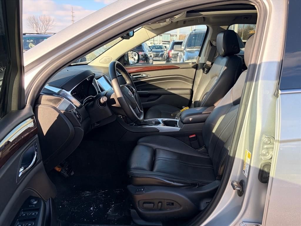 Thumbnail: 2015 Cadillac SRX - 45