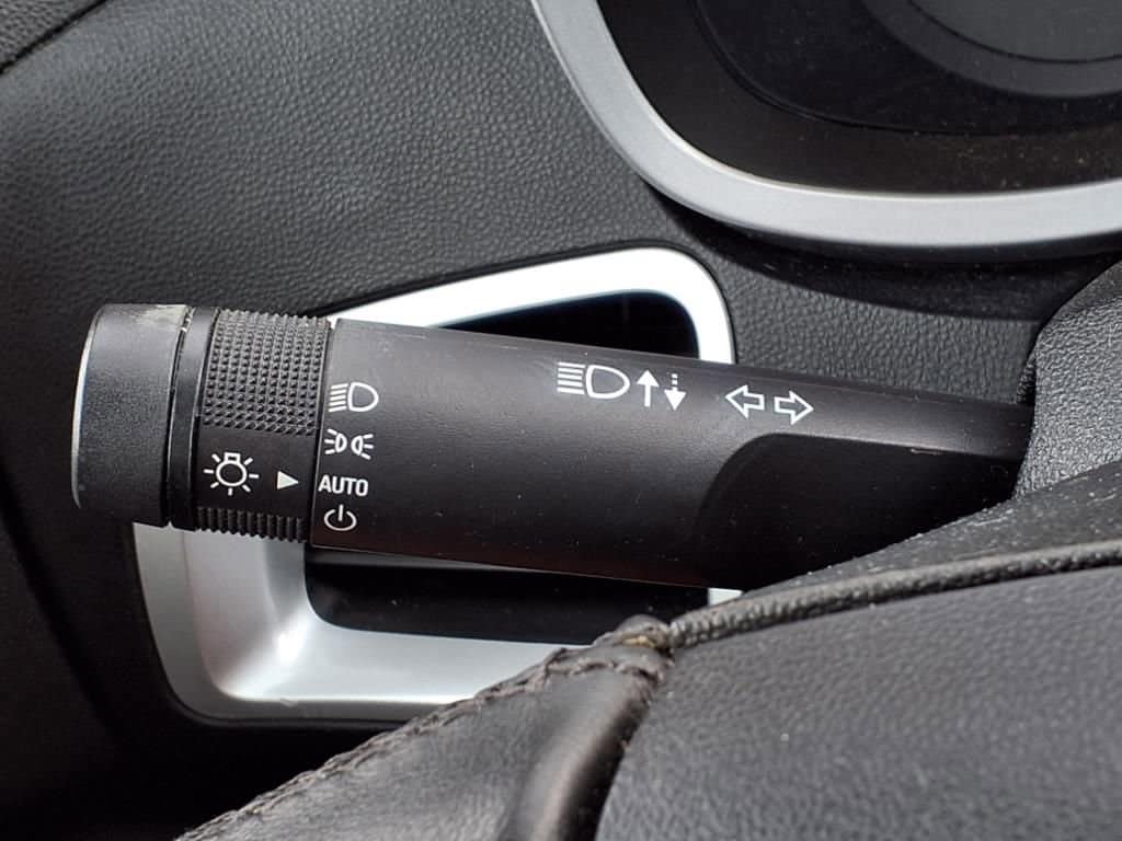 Thumbnail: 2013 Chevrolet Equinox - 21