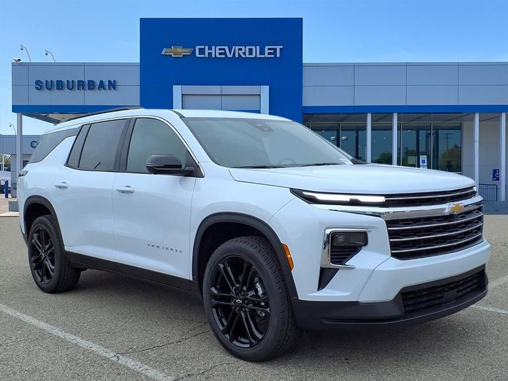 Thumbnail: 2026 Chevrolet Traverse - 3