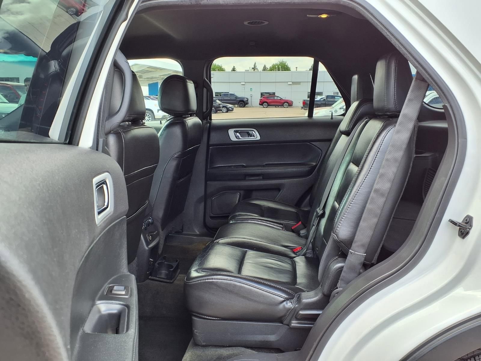 Thumbnail: 2013 Ford Explorer - 10