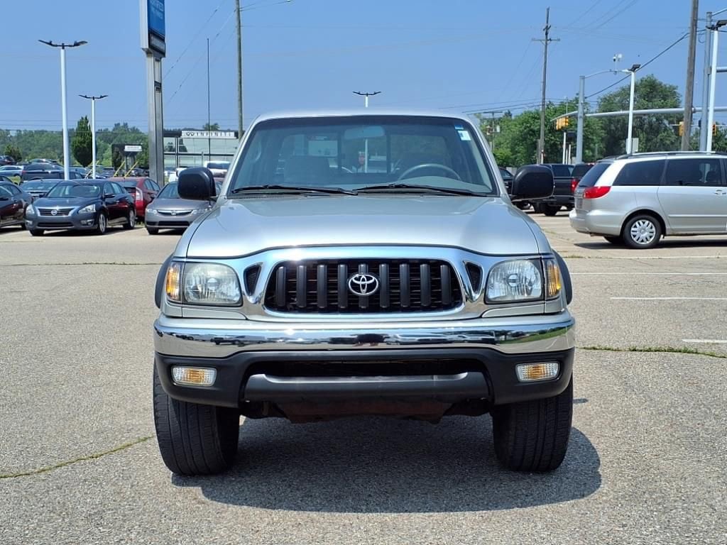 Thumbnail: 2001 Toyota Tacoma - 2