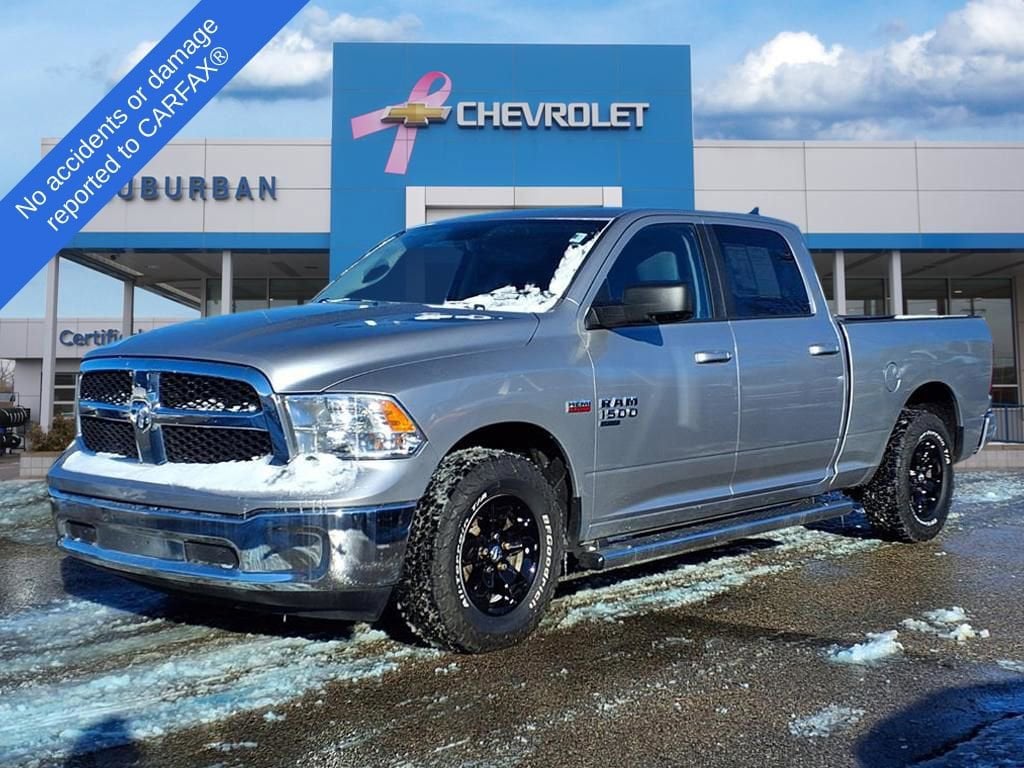 2020 RAM 1500 Classic SLT -
                  Ann Arbor, MI