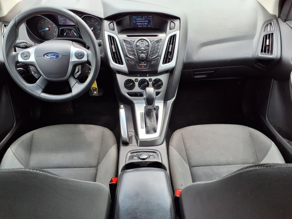 Thumbnail: 2013 Ford Focus - 11