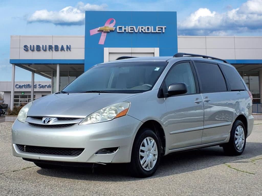 Thumbnail: 2008 Toyota Sienna - 1