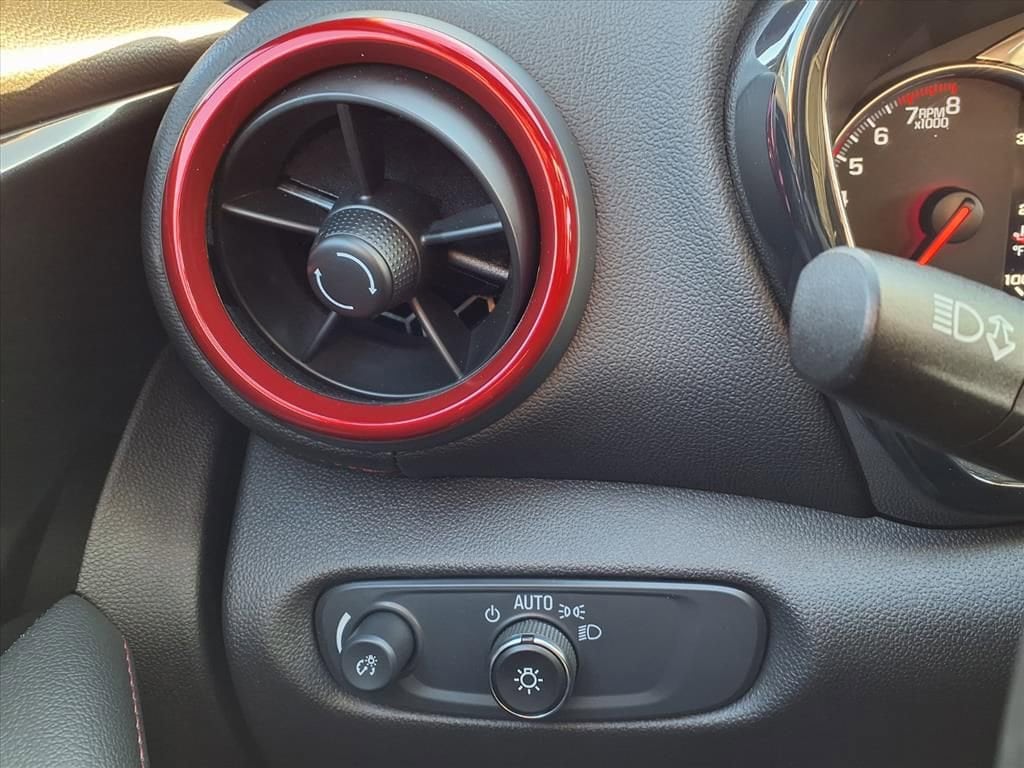 Thumbnail: 2025 Chevrolet Blazer - 29