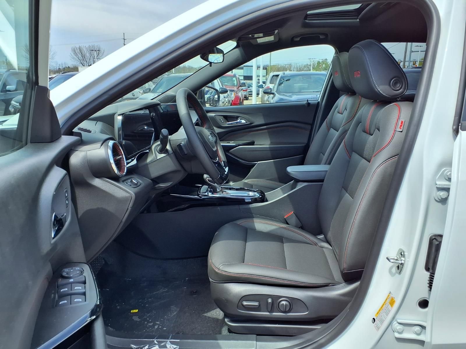 Thumbnail: 2026 Chevrolet Trax - 15