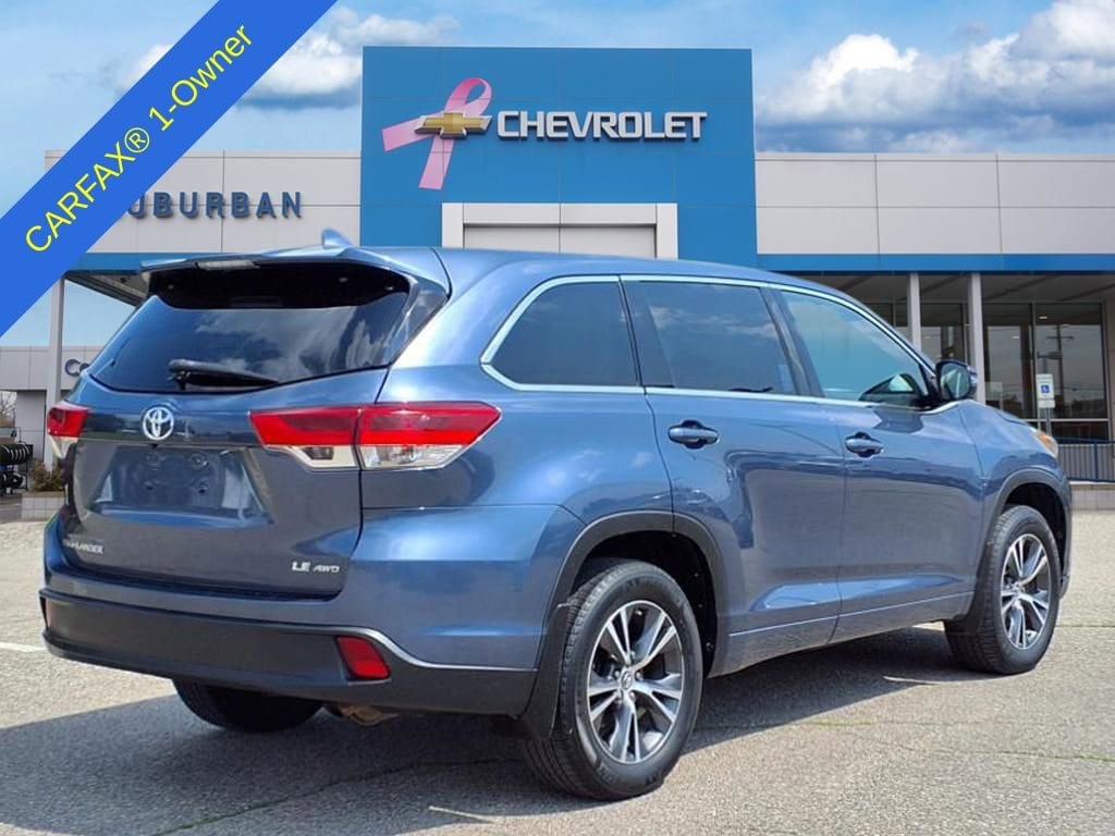 2017 Toyota Highlander LE 5