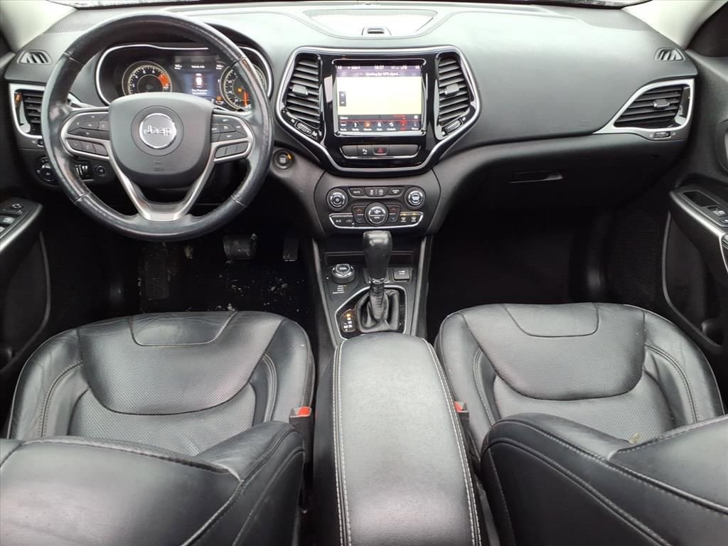 Thumbnail: 2019 Jeep Cherokee - 12