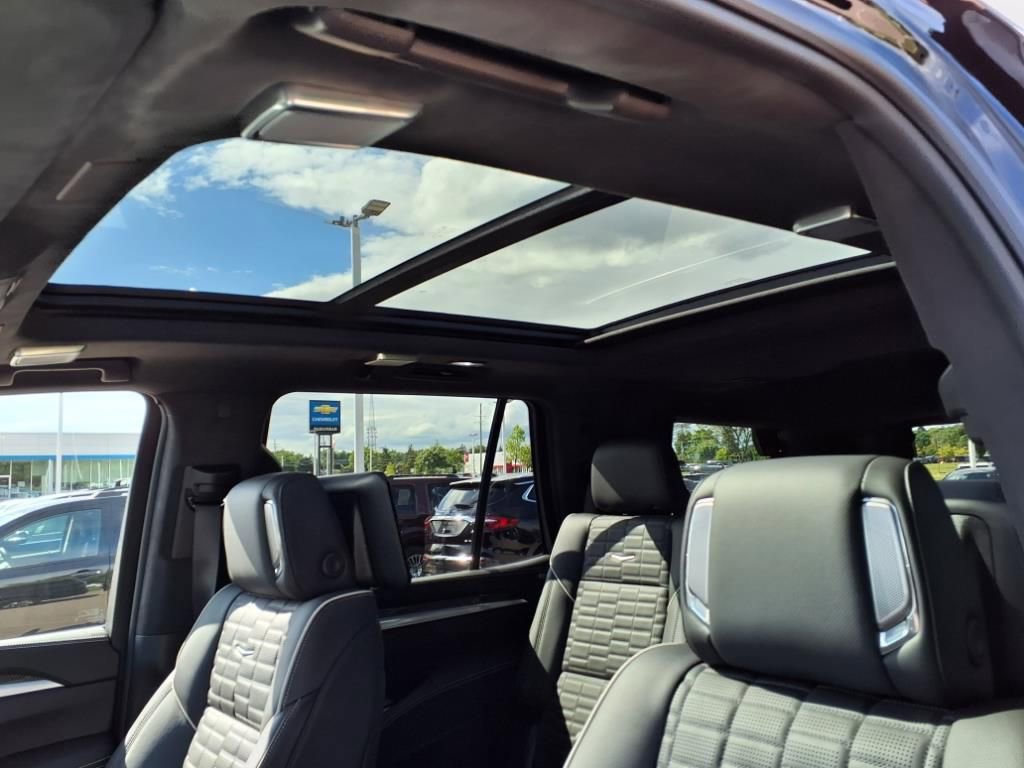 Thumbnail: 2025 Cadillac Escalade - 19