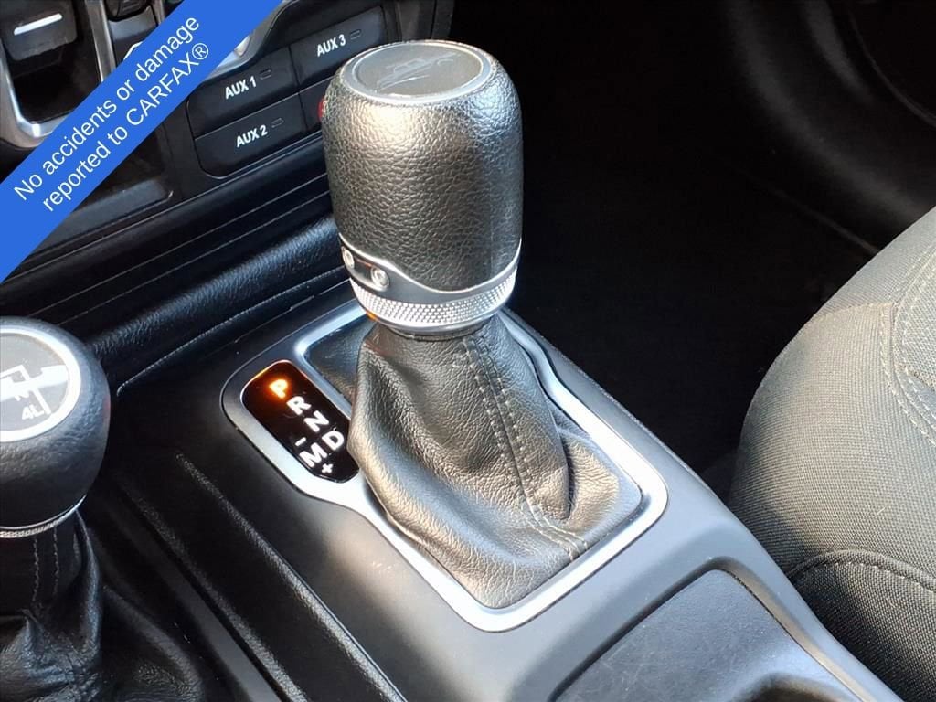 Thumbnail: 2020 Jeep Gladiator - 21