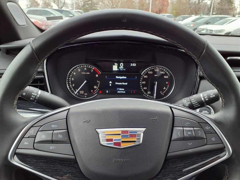 Thumbnail: 2025 Cadillac XT5 - 20