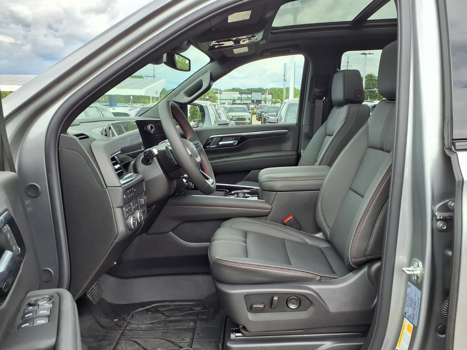 Thumbnail: 2026 Chevrolet Tahoe - 17