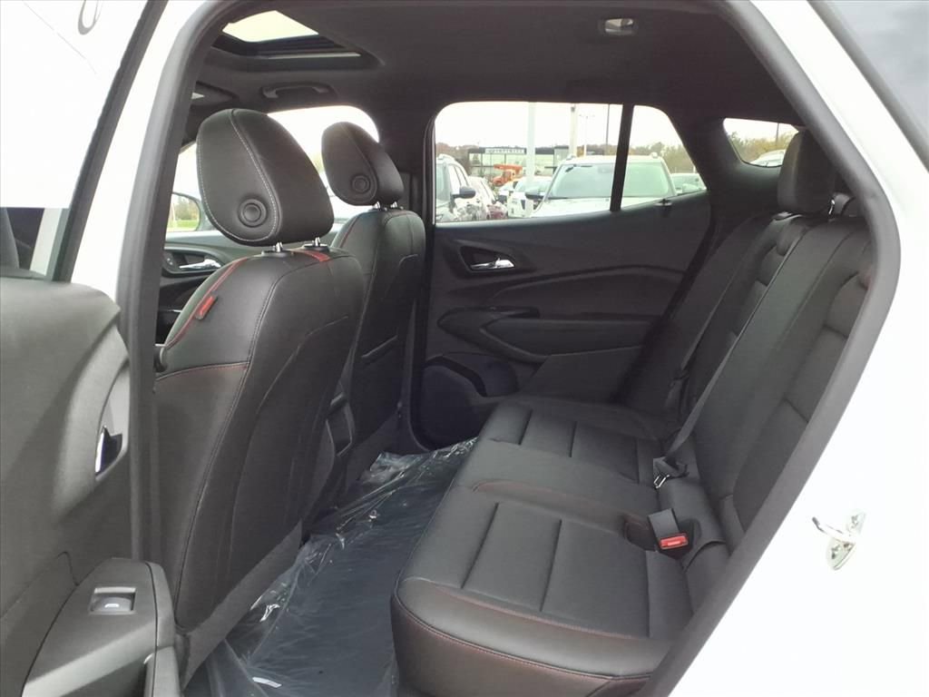 Thumbnail: 2026 Chevrolet Trax - 9