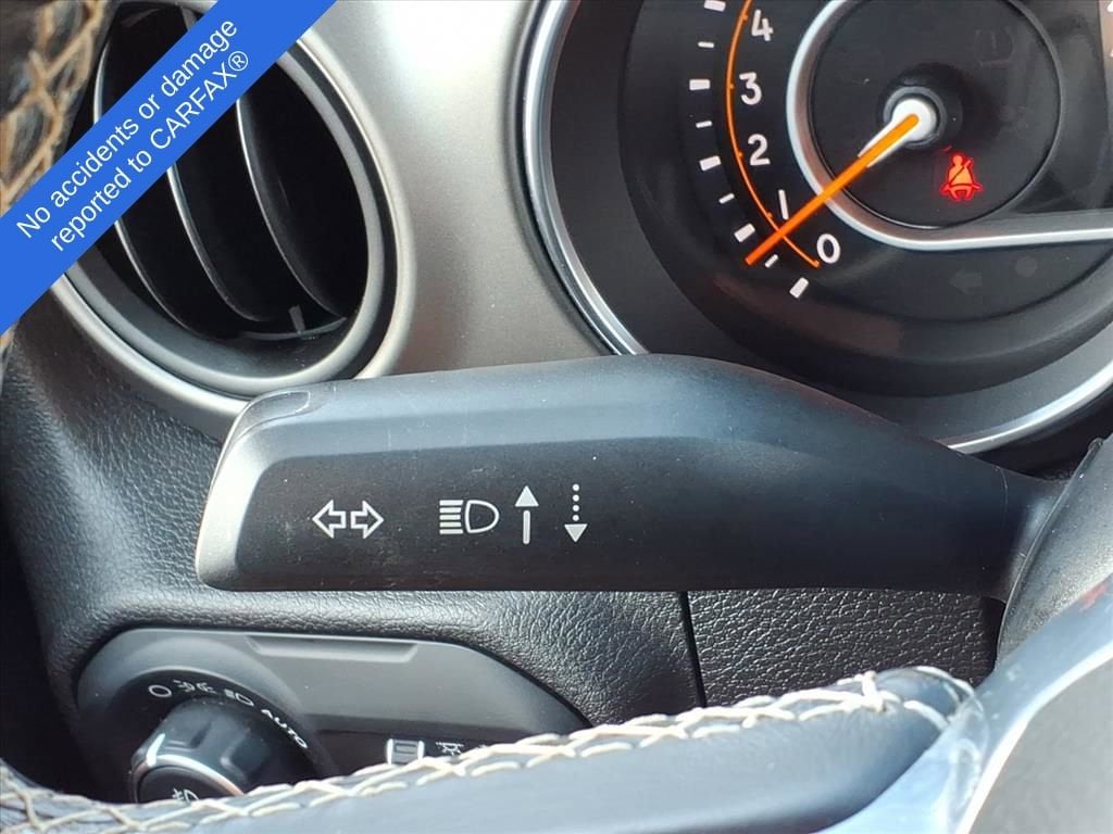 Thumbnail: 2020 Jeep Gladiator - 18