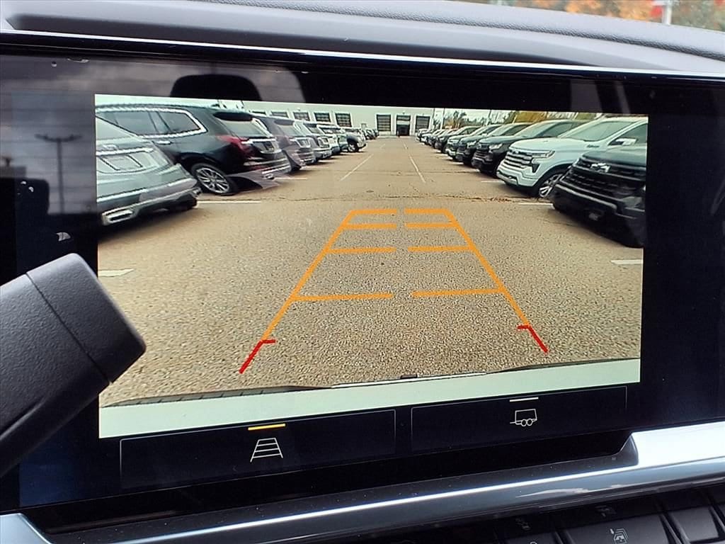 Thumbnail: 2026 Chevrolet Silverado 1500 - 22