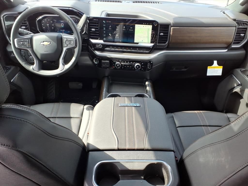 Thumbnail: 2026 Chevrolet Silverado 2500 - 10