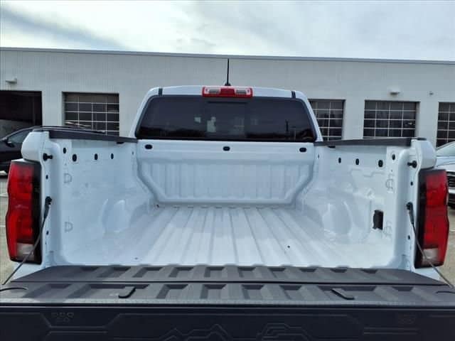 Thumbnail: 2025 Chevrolet Colorado - 8
