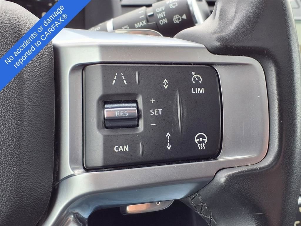 Thumbnail: 2024 Land Rover Discovery - 28