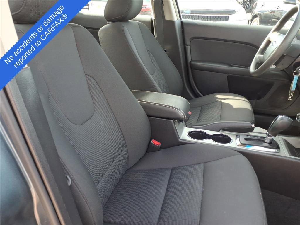 Thumbnail: 2011 Ford Fusion - 28
