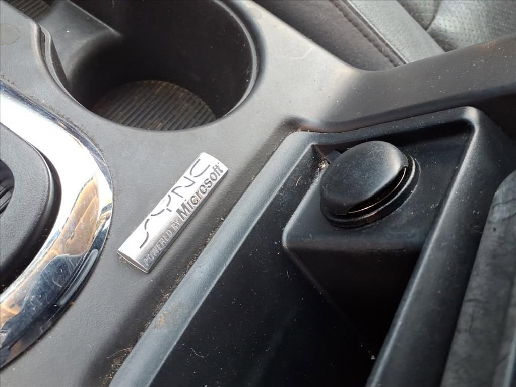 Thumbnail: 2010 Ford Explorer - 28